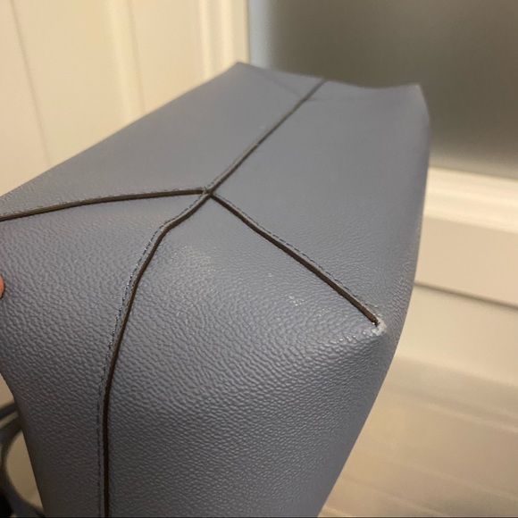 Michael Kors Hayley Large Tote in Denim PL Blue - Picture 9 of 10